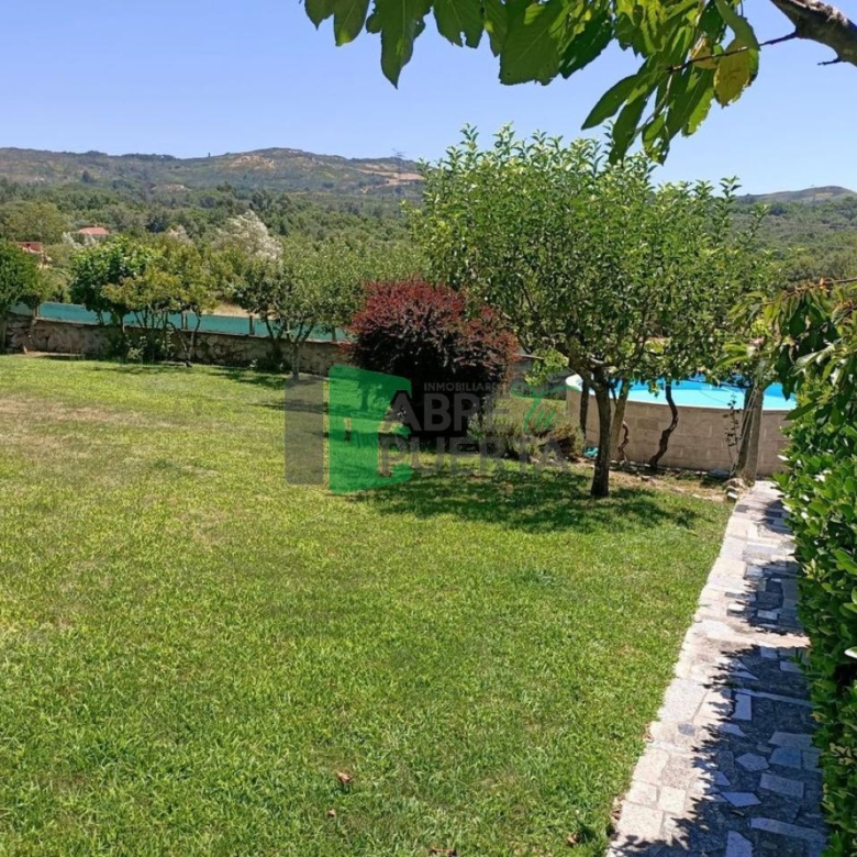 Casa en venta en PADERENE DE ALLARIZ