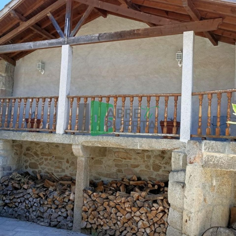 Casa en venta en PADERENE DE ALLARIZ