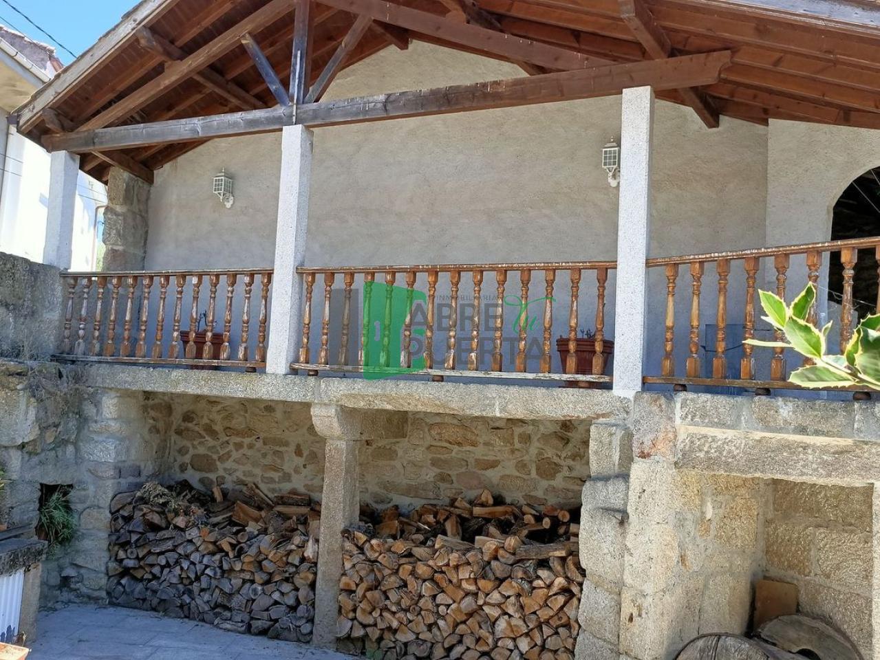 Casa en venta en PADERENE DE ALLARIZ