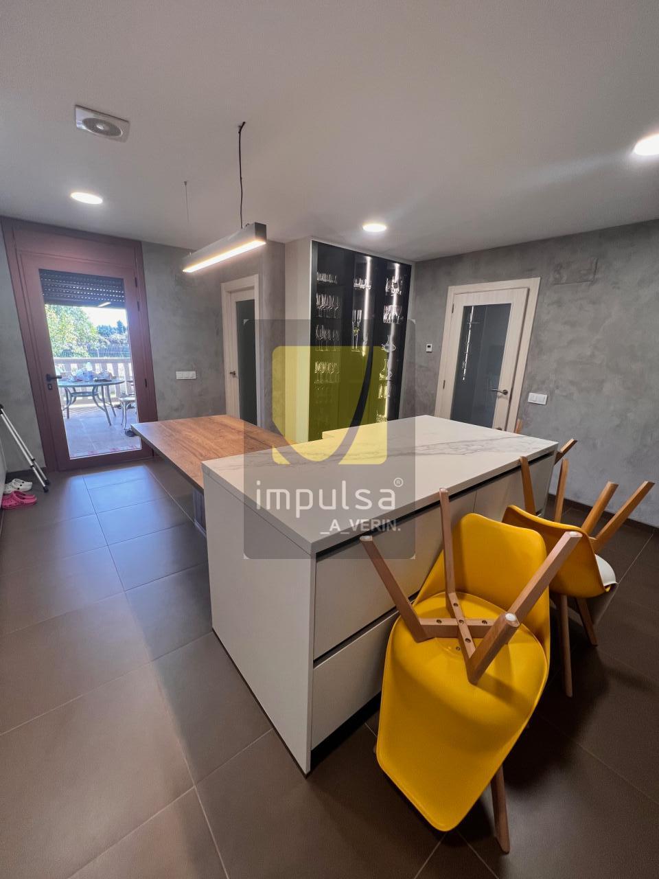 176959900185900043662_176103674262 Chalet en VERIN