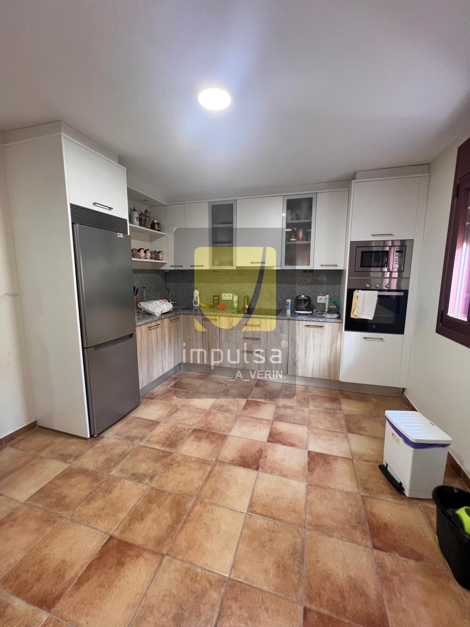 176959901085800043662_176103677380 Chalet en VERIN