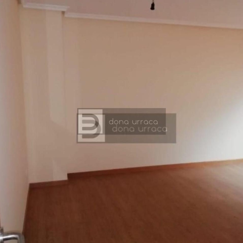 VENTA DE PISO EN EL PIÑEIRAL