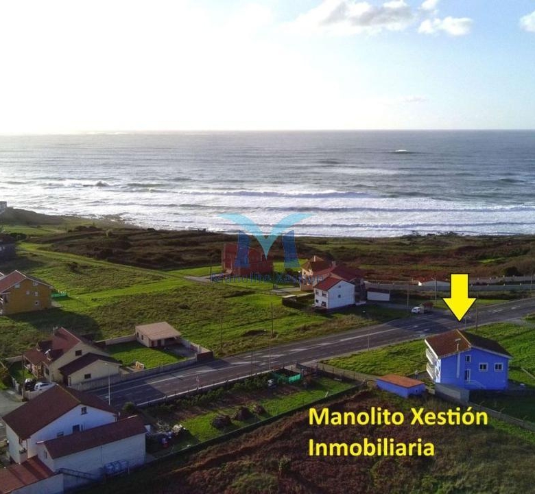 Casa con terreno y Vistas al Mar