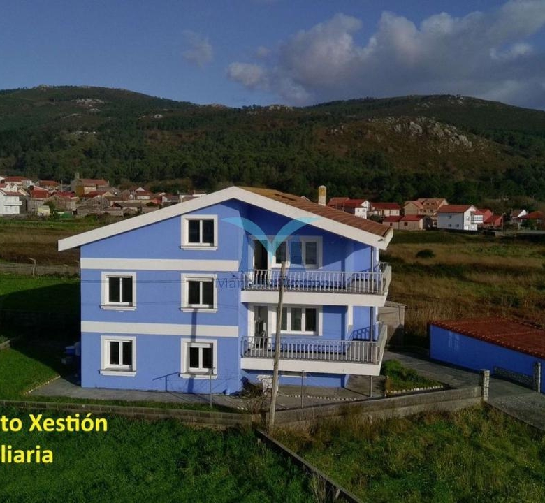 Casa con terreno y Vistas al Mar