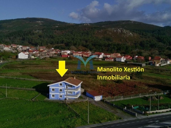 Casa con terreno y Vistas al Mar