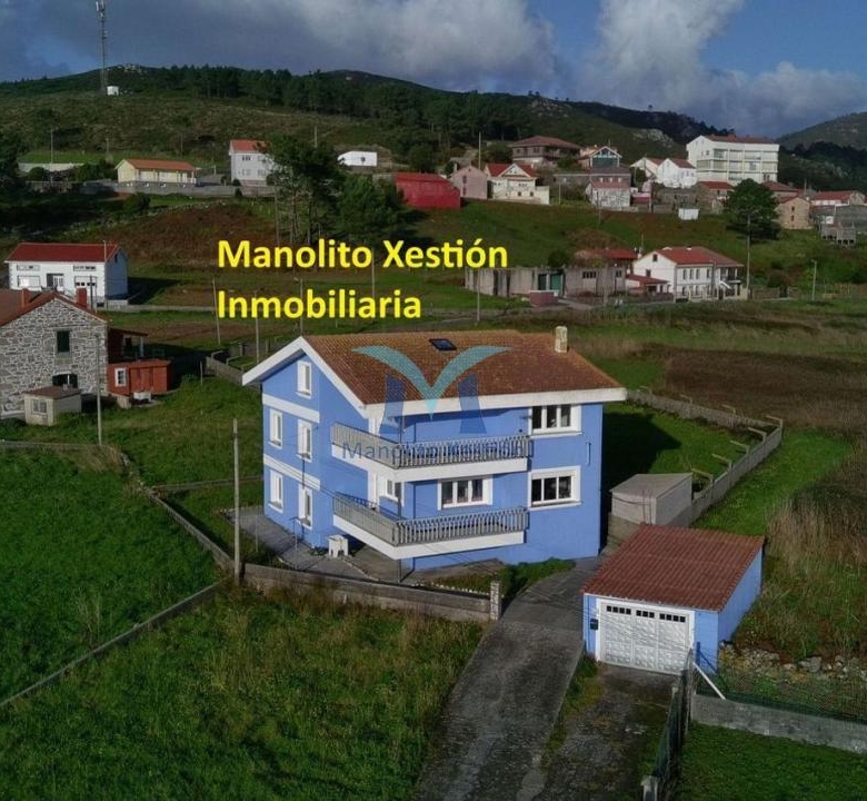 Casa con terreno y Vistas al Mar