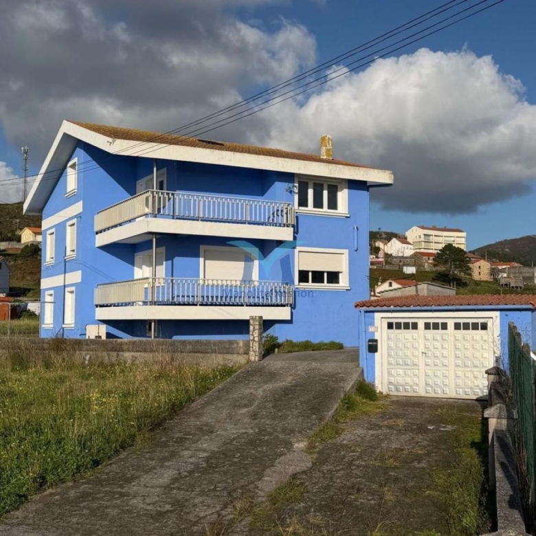 Casa con terreno y Vistas al Mar