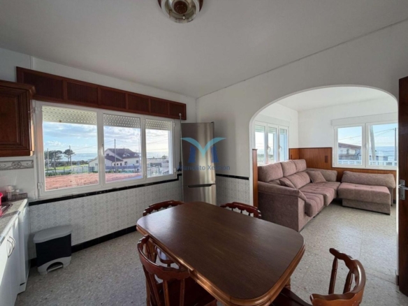 Casa con terreno y Vistas al Mar