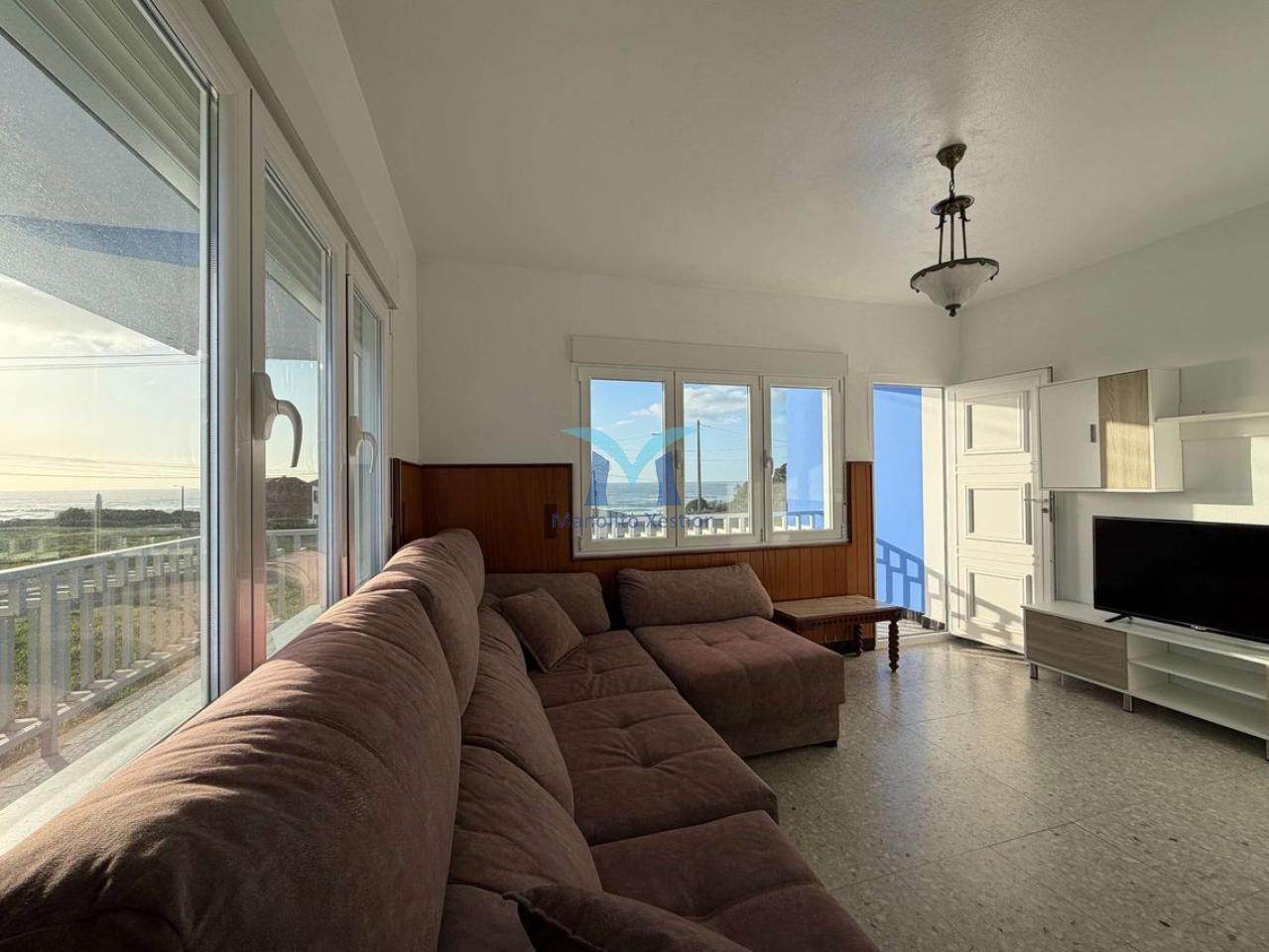 Casa con terreno y Vistas al Mar