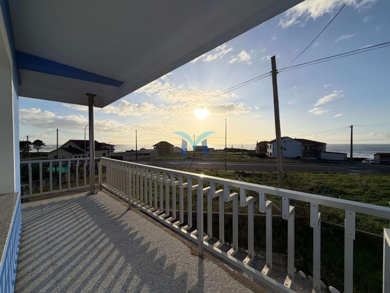 Casa con terreno y Vistas al Mar