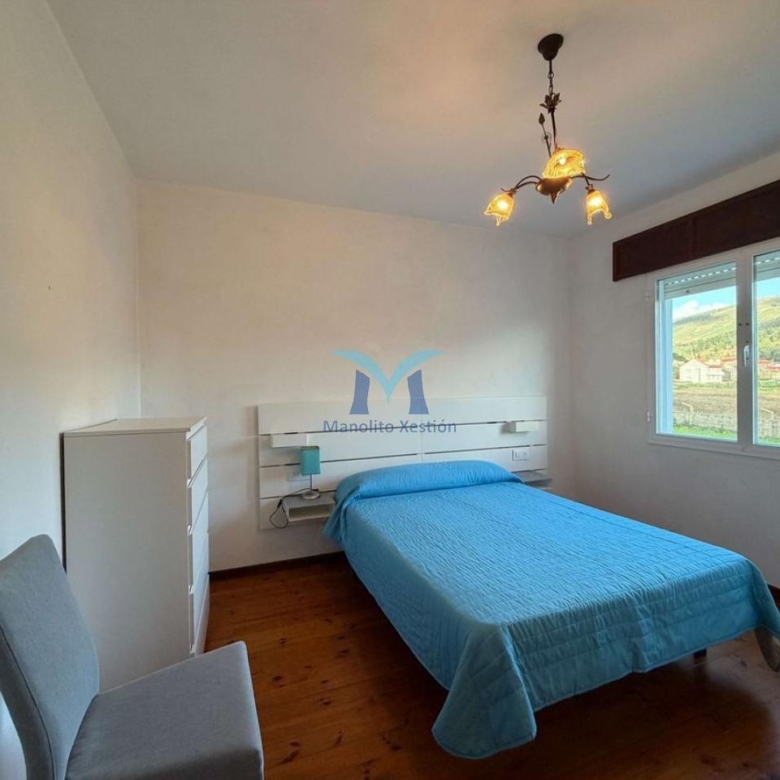 Casa con terreno y Vistas al Mar