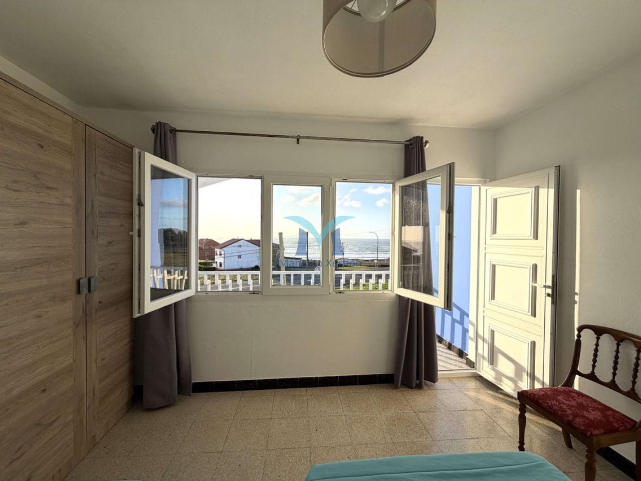 Casa con terreno y Vistas al Mar
