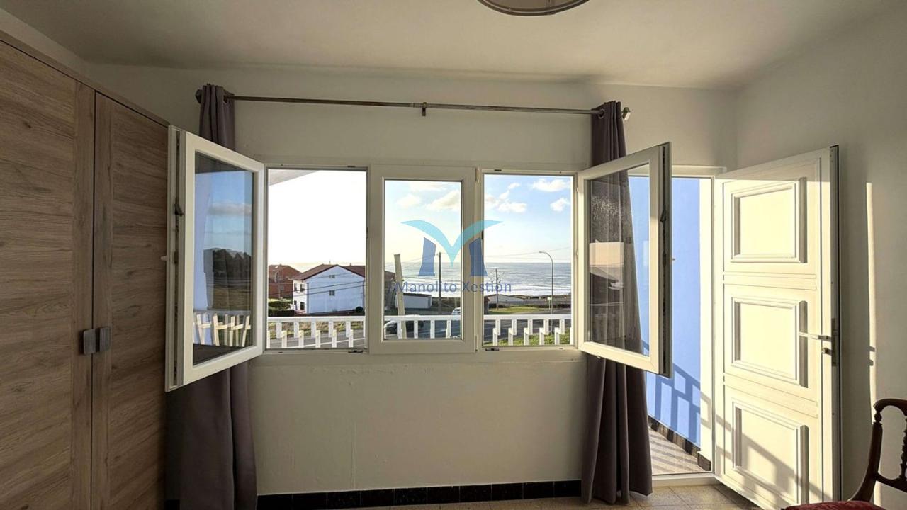 Casa con terreno y Vistas al Mar