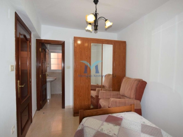Casa de Piedra con Terraza y Vistas al Mar