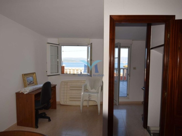 Casa de Piedra con Terraza y Vistas al Mar