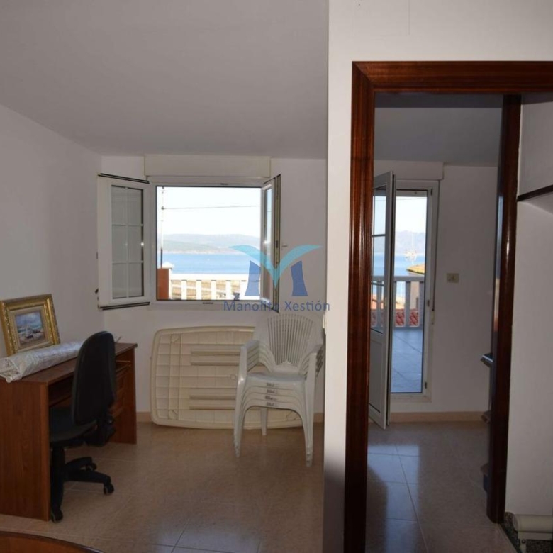 Casa de Piedra con Terraza y Vistas al Mar
