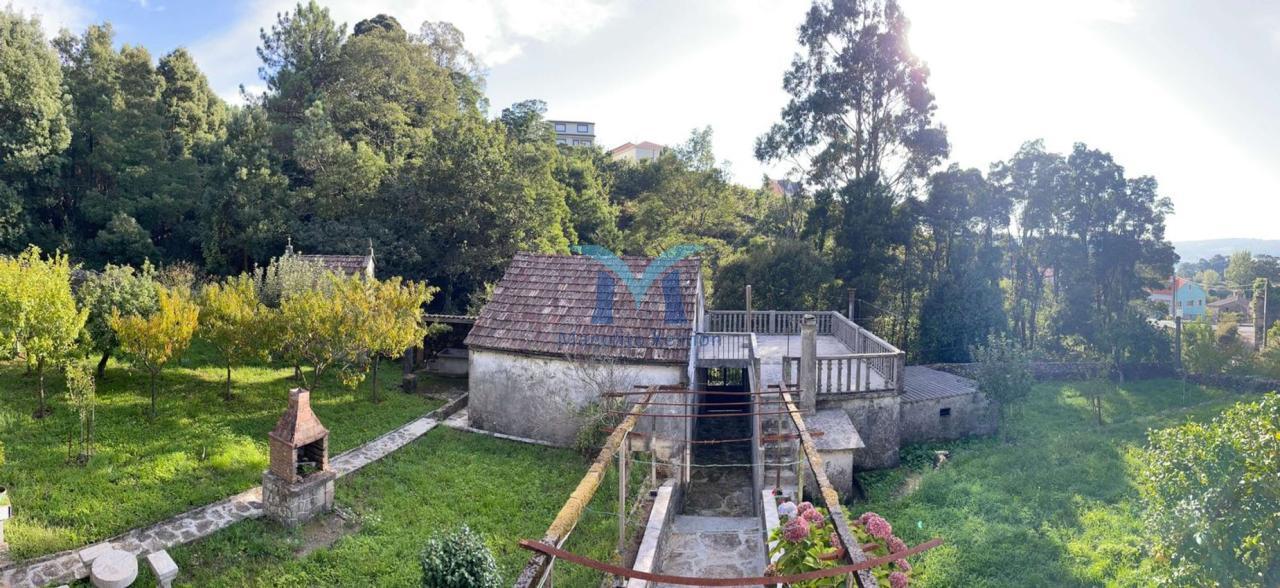 176987889637100043701_176976372400 Casa con Parcela Cerrada en Ameixenda – Cee