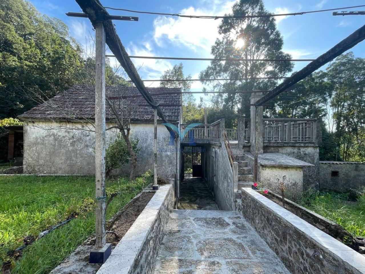 176987889711500043701_176976372483 Casa con Parcela Cerrada en Ameixenda – Cee