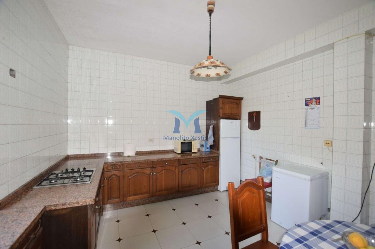 176987890196400043701_176976372765 Casa con Parcela Cerrada en Ameixenda – Cee