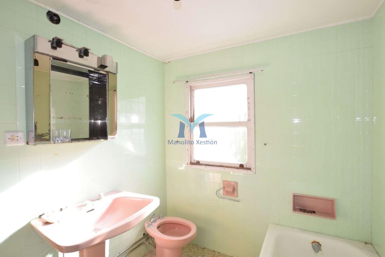176987890288100043701_176976372879 Casa con Parcela Cerrada en Ameixenda – Cee