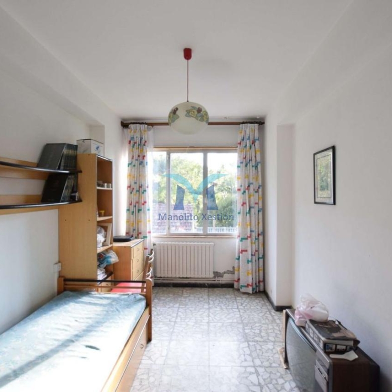 Casa con Parcela Cerrada en Ameixenda – Cee