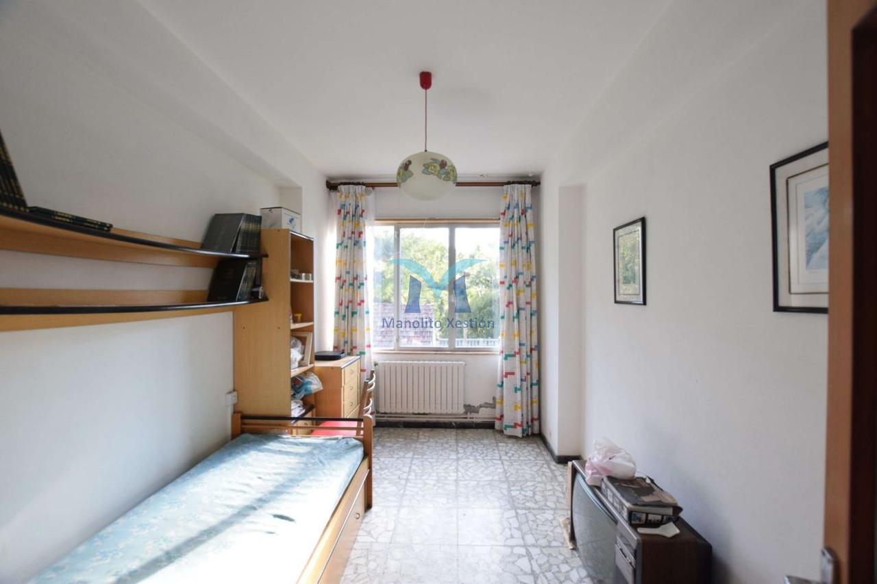 176987890333200043701_176976372955 Casa con Parcela Cerrada en Ameixenda – Cee