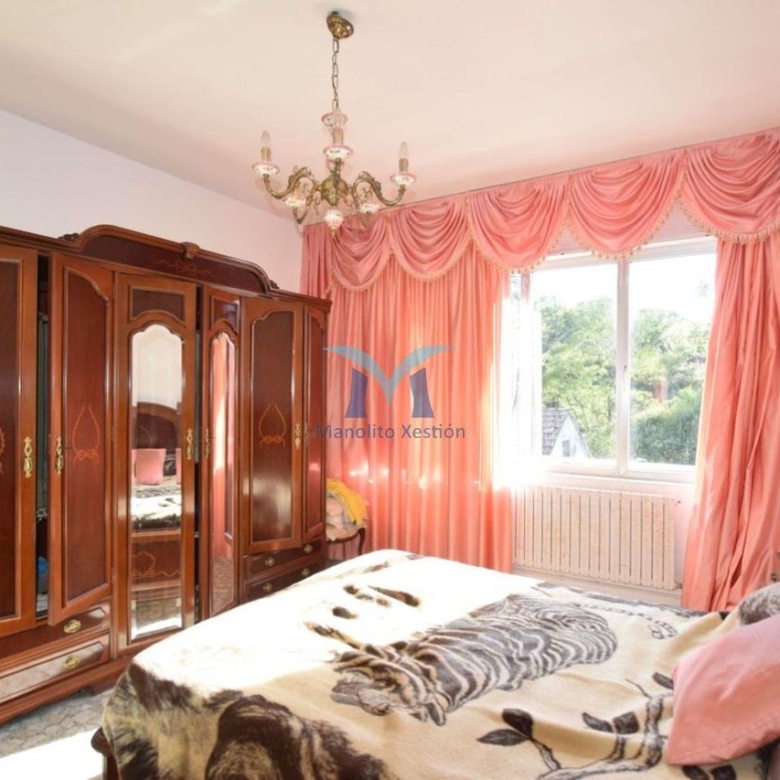 Casa con Parcela Cerrada en Ameixenda – Cee