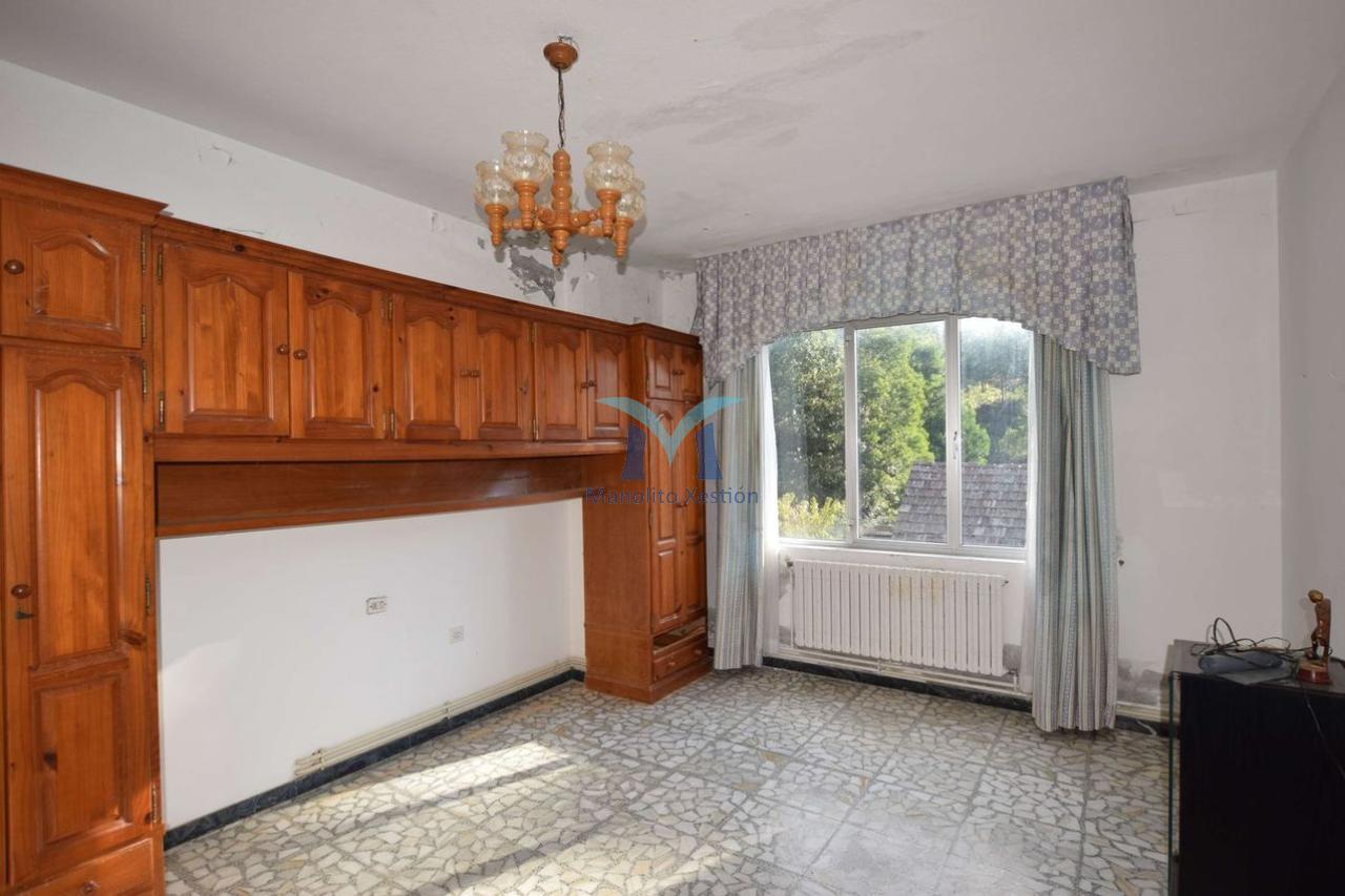 176987890722200043701_176976373264 Casa con Parcela Cerrada en Ameixenda – Cee