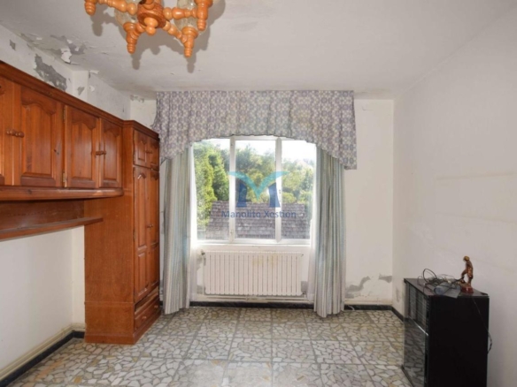 Casa con Parcela Cerrada en Ameixenda – Cee
