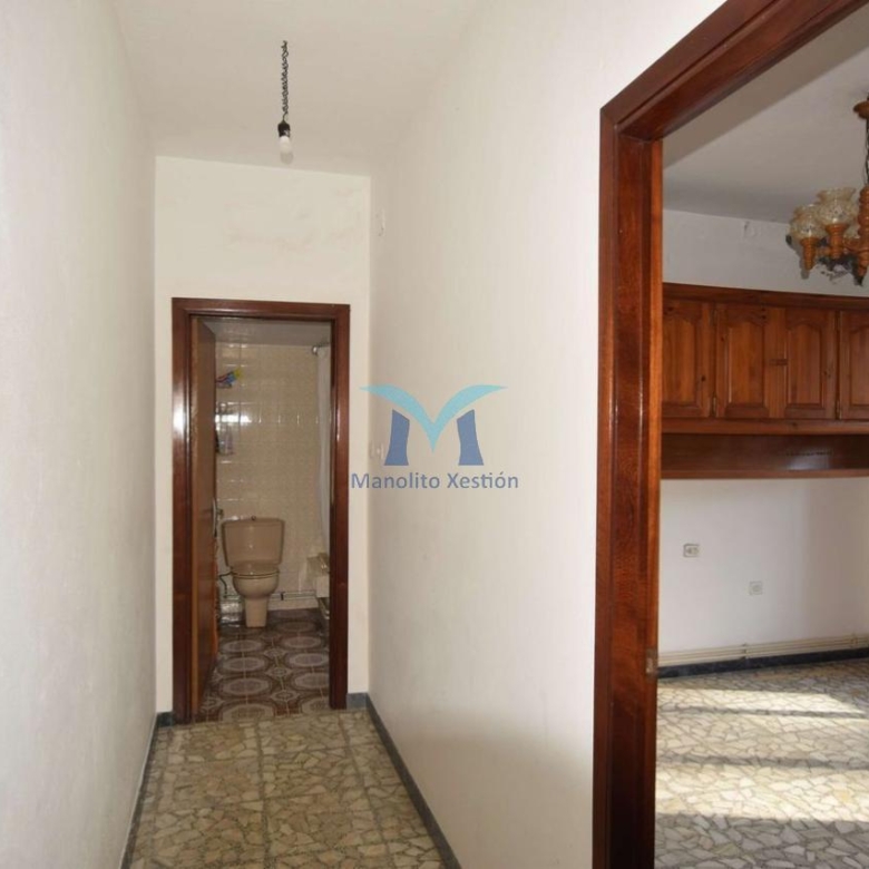 Casa con Parcela Cerrada en Ameixenda – Cee
