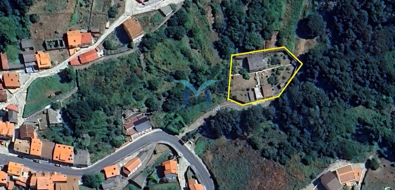 176987891141700043701_176976373719 Casa con Parcela Cerrada en Ameixenda – Cee