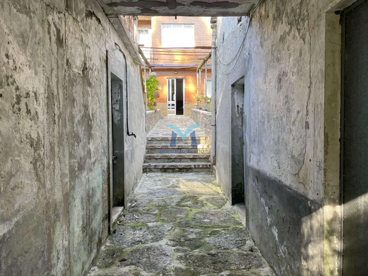 176987891189700043701_176976373661 Casa con Parcela Cerrada en Ameixenda – Cee