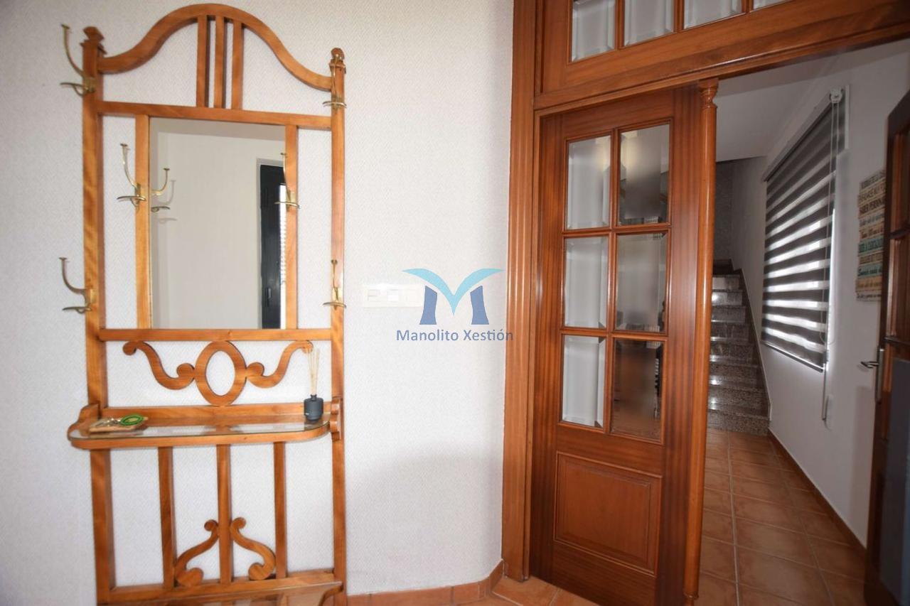 Casa de 146 m² en Muxía, exterior, con finca de 971 m², garaje y lareira