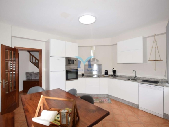 Casa de 146 m² en Muxía, exterior, con finca de 971 m², garaje y lareira