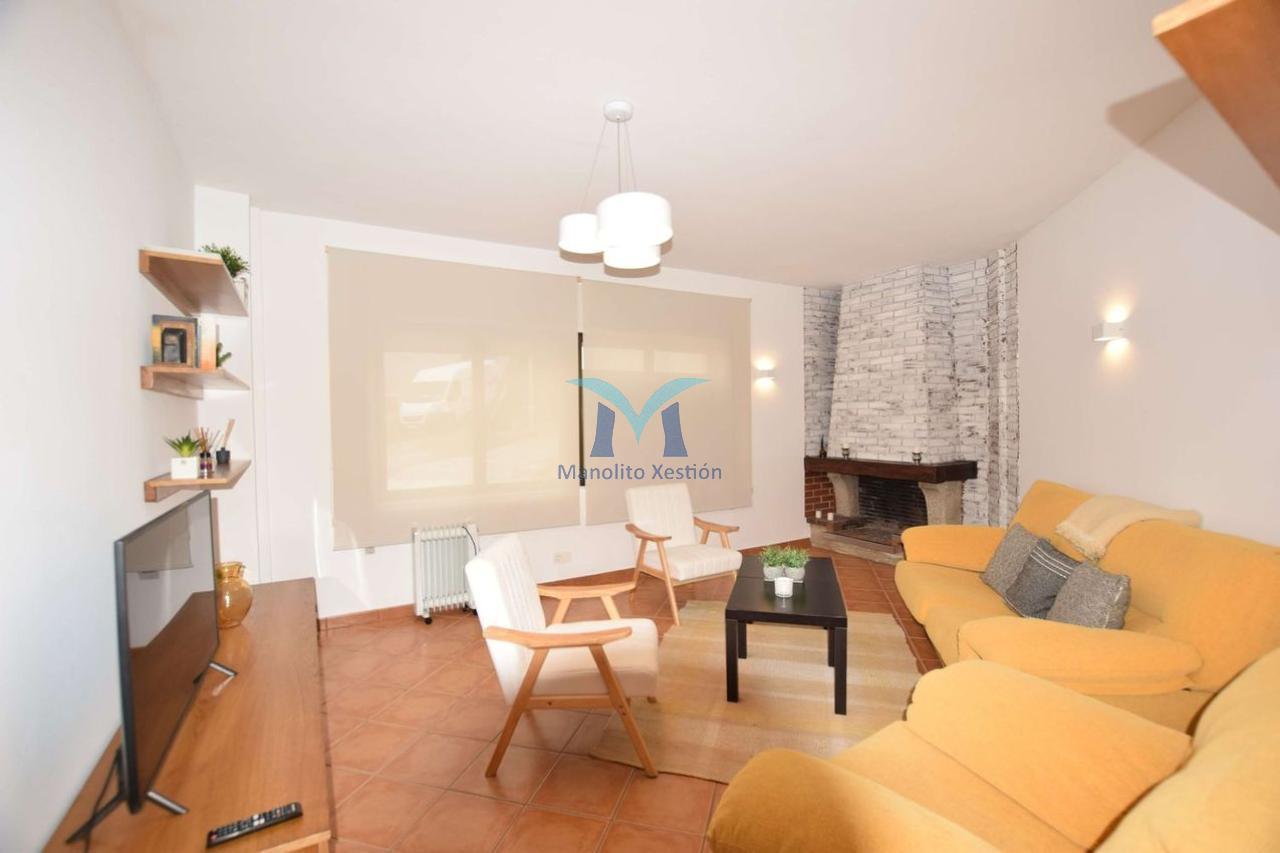 Casa de 146 m² en Muxía, exterior, con finca de 971 m², garaje y lareira