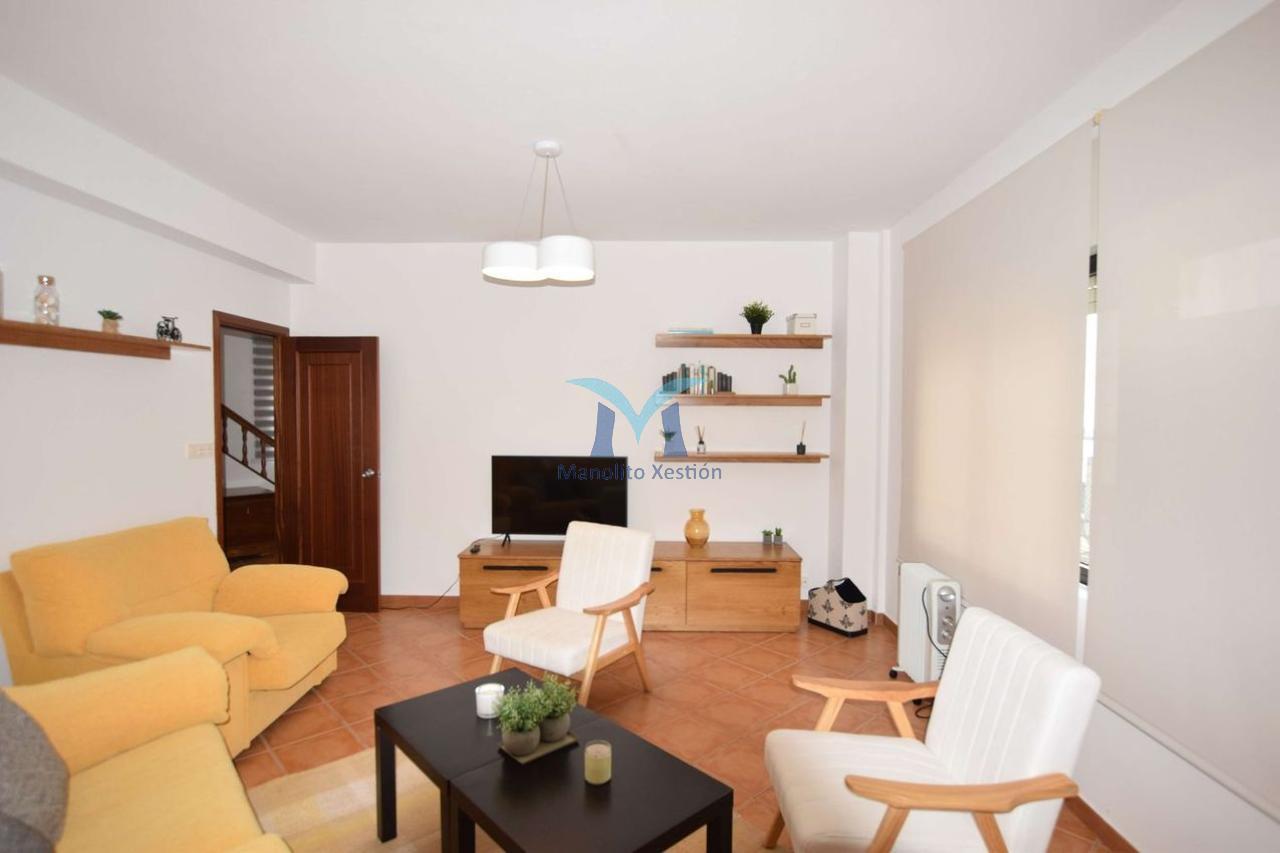 Casa de 146 m² en Muxía, exterior, con finca de 971 m², garaje y lareira