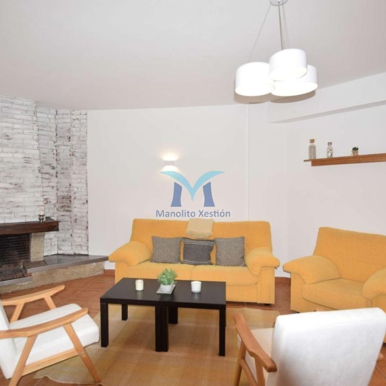 Casa de 146 m² en Muxía, exterior, con finca de 971 m², garaje y lareira