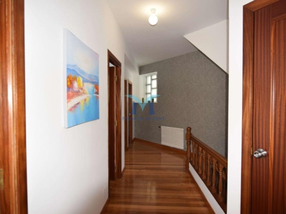 Casa de 146 m² en Muxía, exterior, con finca de 971 m², garaje y lareira
