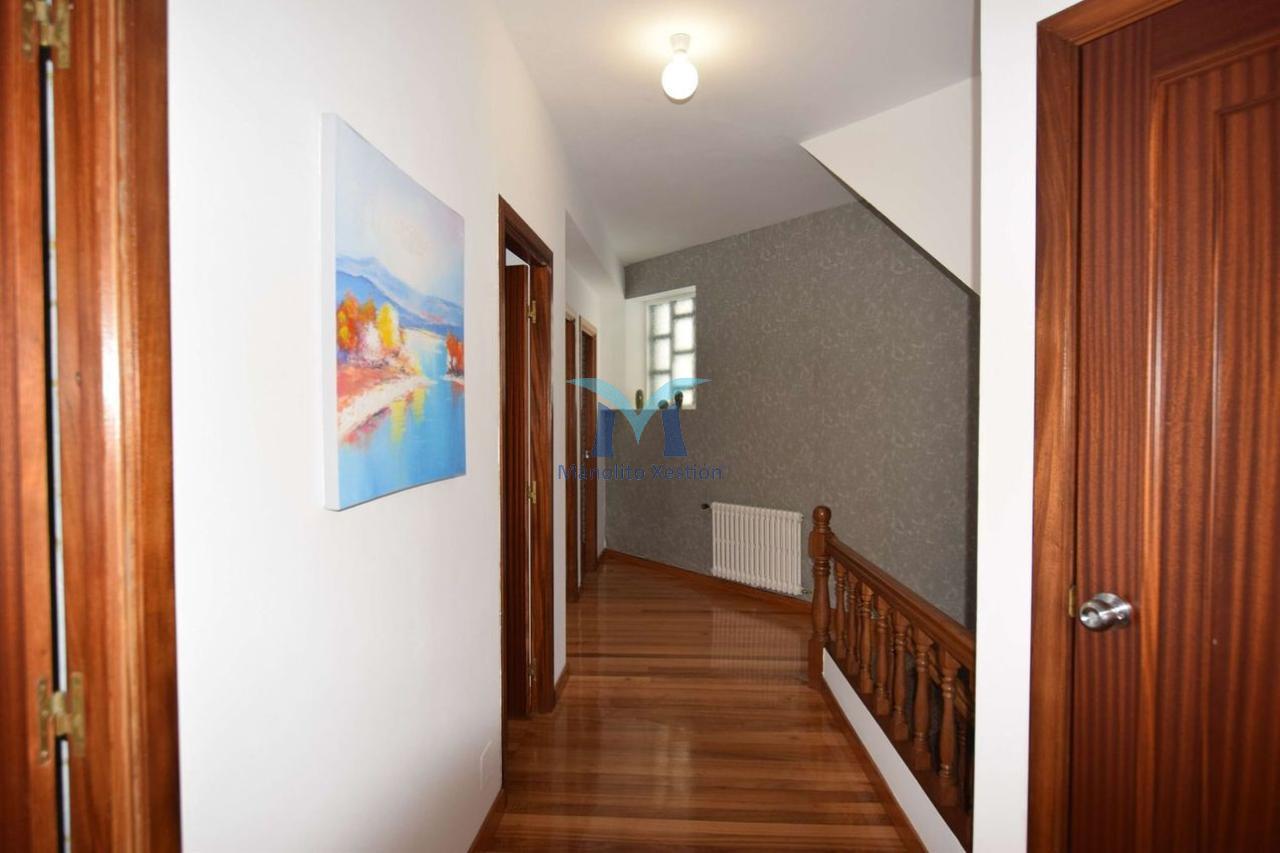 Casa de 146 m² en Muxía, exterior, con finca de 971 m², garaje y lareira