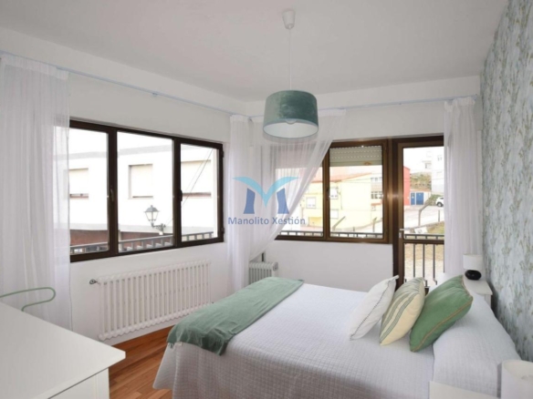 Casa de 146 m² en Muxía, exterior, con finca de 971 m², garaje y lareira