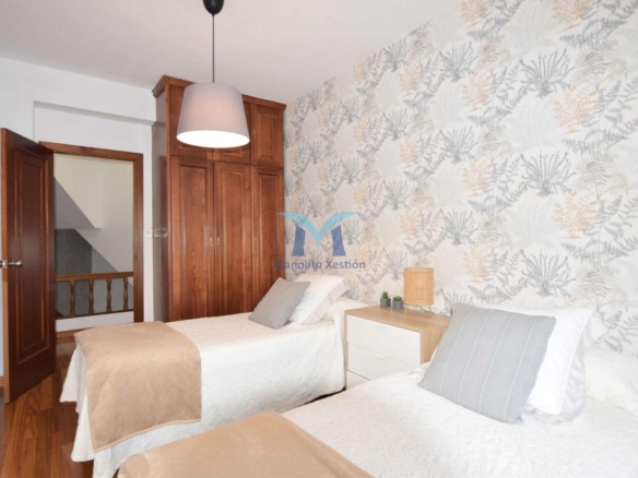 Casa de 146 m² en Muxía, exterior, con finca de 971 m², garaje y lareira