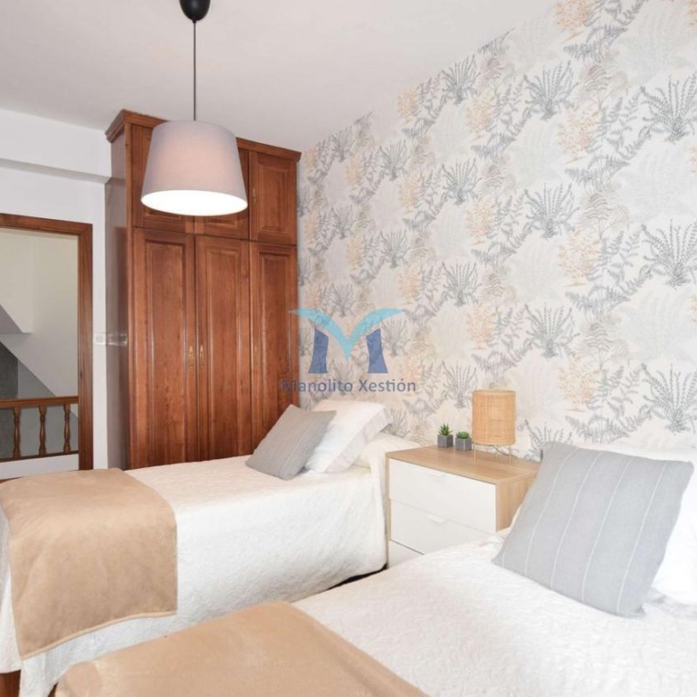 Casa de 146 m² en Muxía, exterior, con finca de 971 m², garaje y lareira