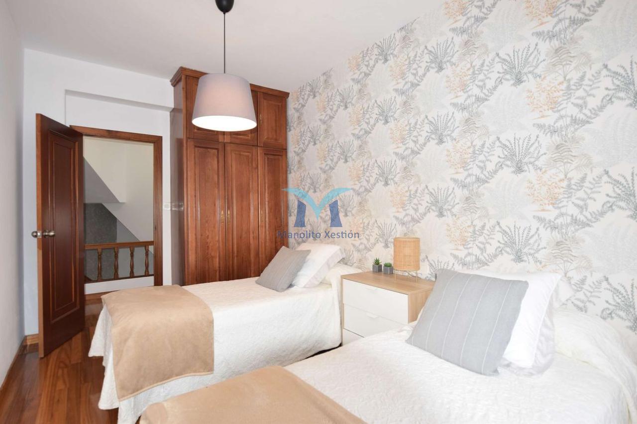 Casa de 146 m² en Muxía, exterior, con finca de 971 m², garaje y lareira