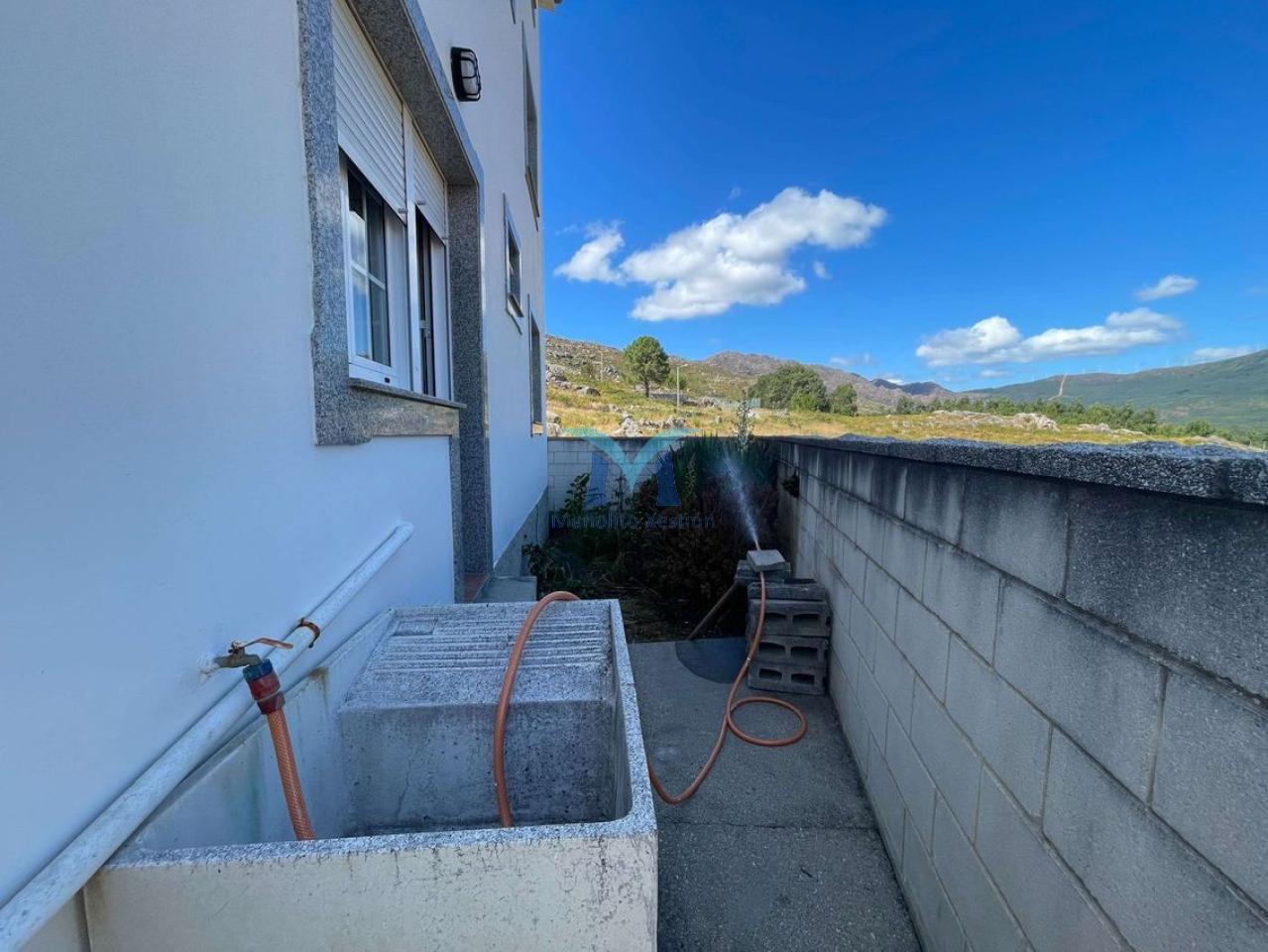 Casa en Zona Tranquila con Vistas al Mar