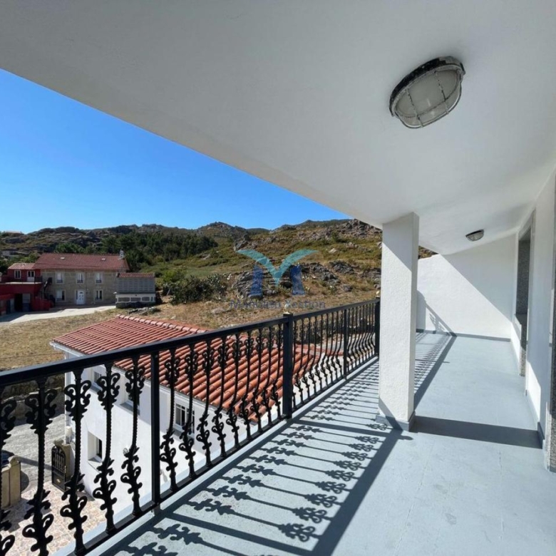 Casa en Zona Tranquila con Vistas al Mar