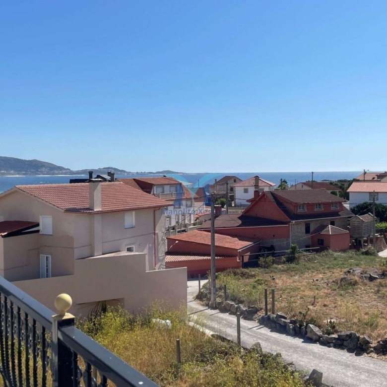 Casa en Zona Tranquila con Vistas al Mar
