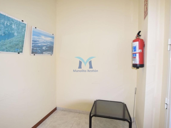 Oficina en calle Breas, 43