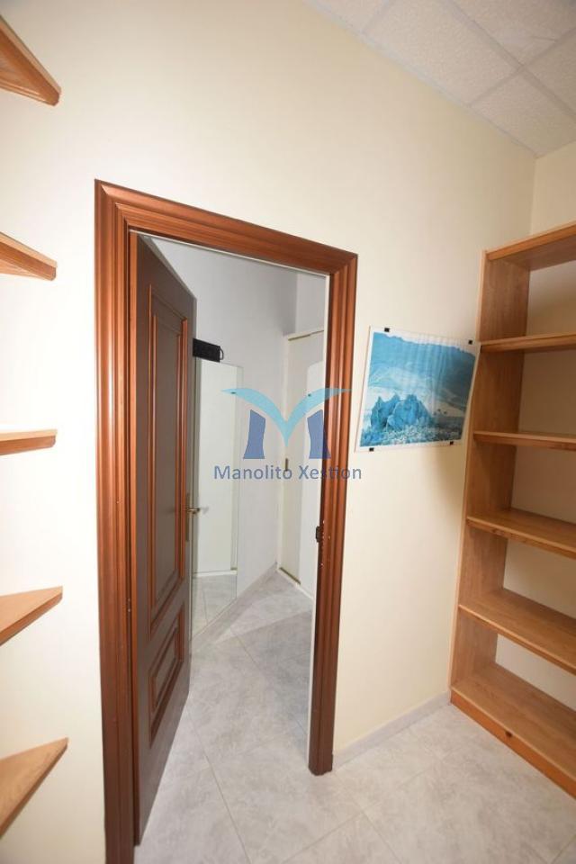 176994555947200028788_176976399649 Oficina en calle Breas, 43