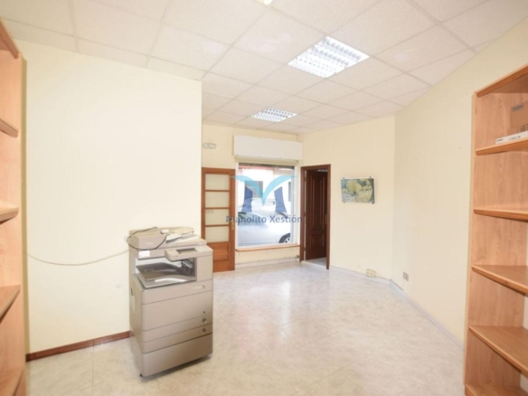 Oficina en calle Breas, 43