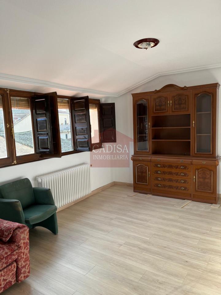 177014081734900168887_177013965999 BONITO PISO EN VENTA EN LEDESMA. REFORMADO. REF 10556
